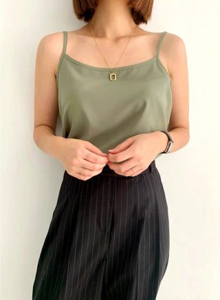 军绿色