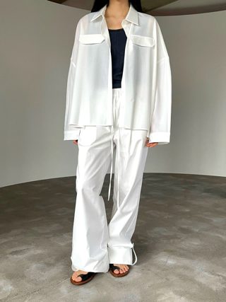 白色