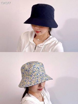 藏青色
