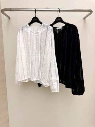 白色