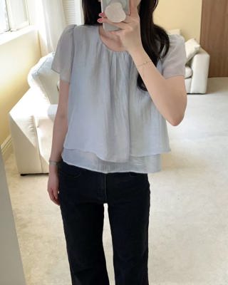 浅粉色