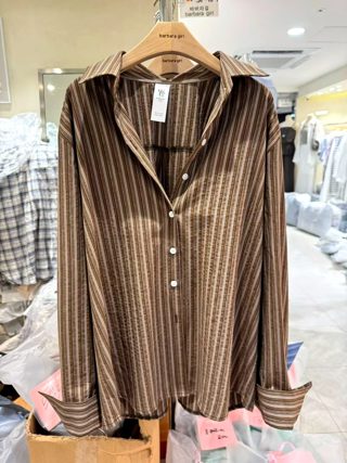 藏青色