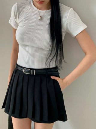 白色