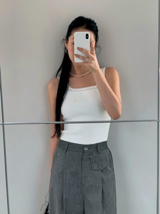 白色