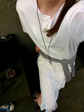 白色