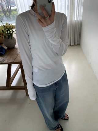 酒红色