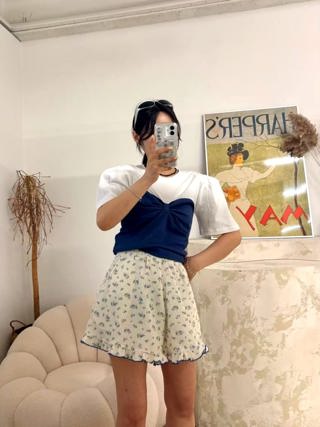 藏青色