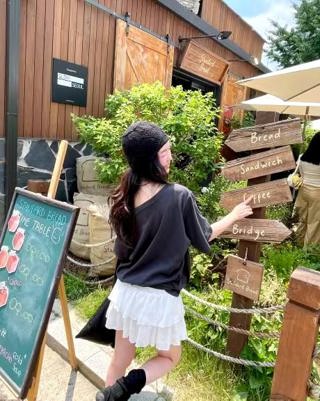 白色