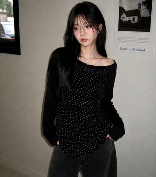黑色