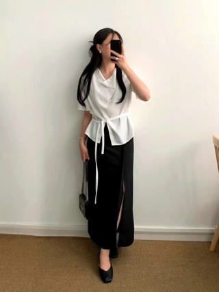 白色