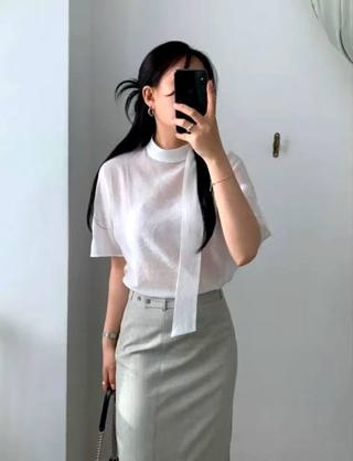白色