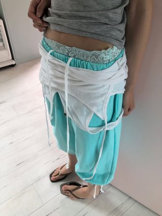 天蓝色