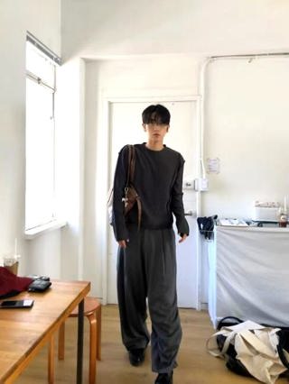 军绿色