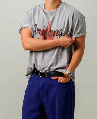 灰色