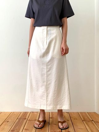 藏青色