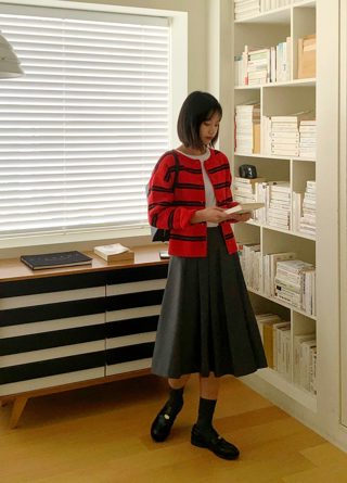 红色