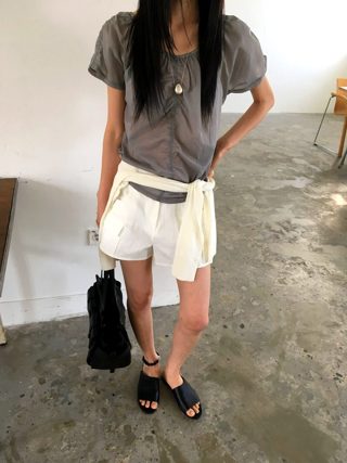 白色