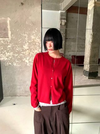 红色
