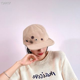 深棕色
