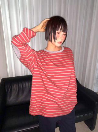 红色
