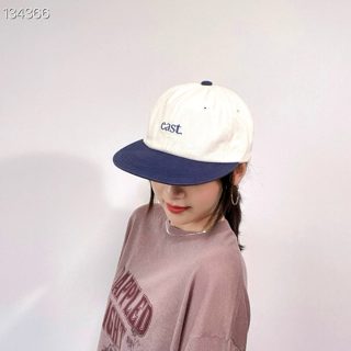 灰色