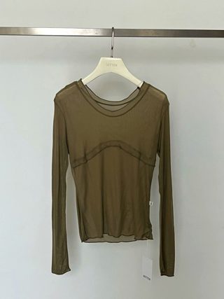 军绿色