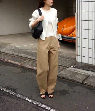米色