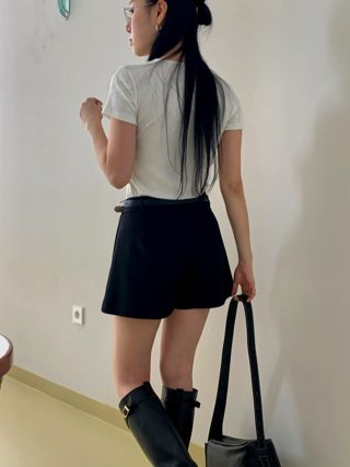 白色