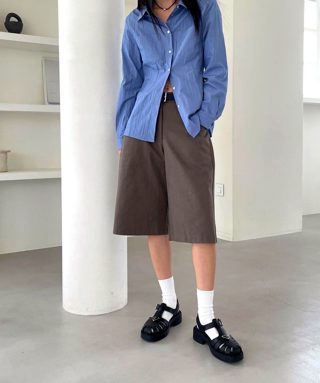 蓝色
