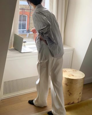 白色