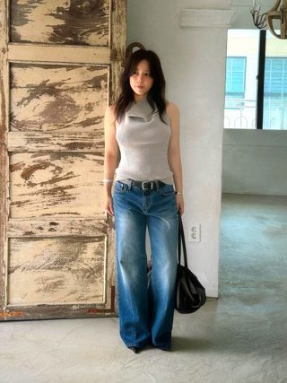 灰色