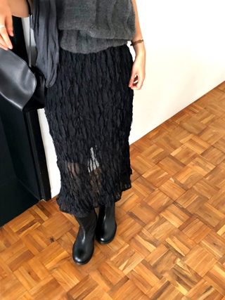 黑色