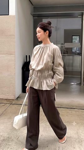 米色