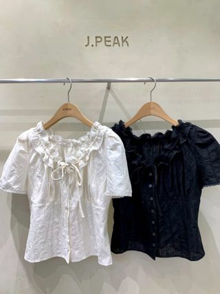 白色