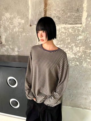 灰色