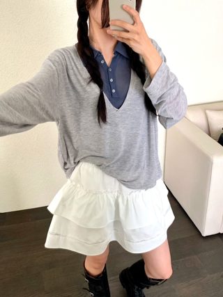 灰色