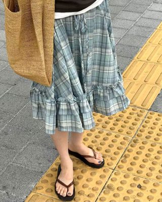蓝色