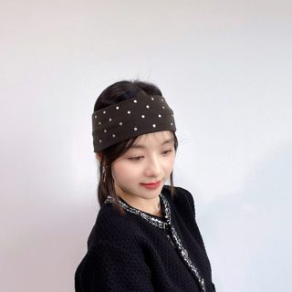 灰色