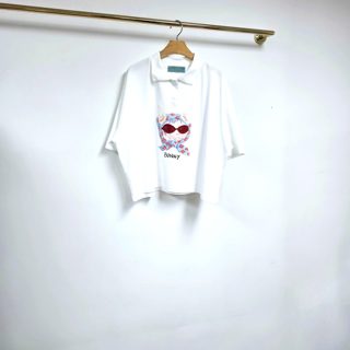 红色