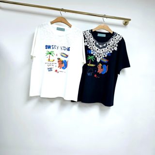 白色