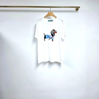 白色
