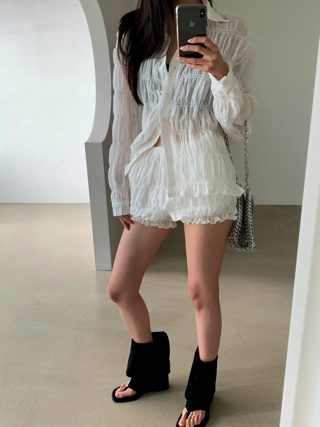 白色