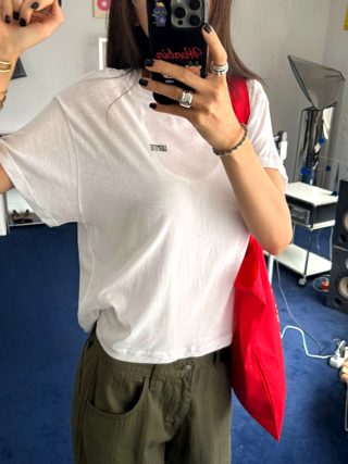 白色