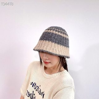 蓝色