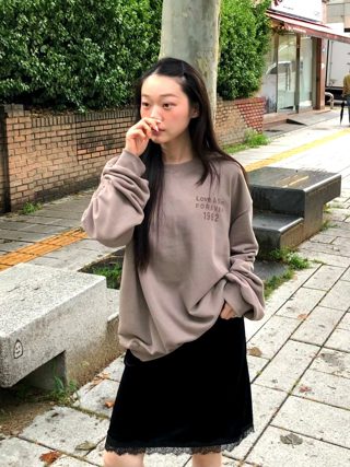 灰色