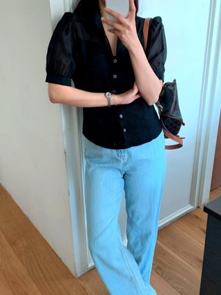 黑色