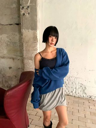 蓝色