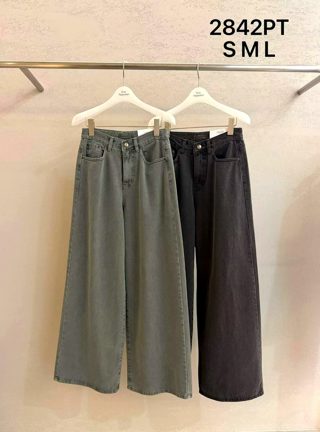 灰色