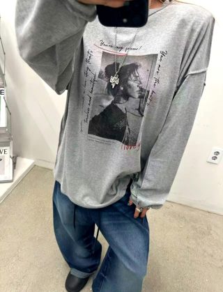 灰色