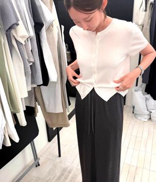 白色